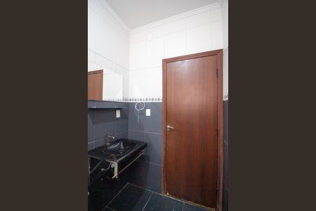Casa para alugar com 178m², 3 quartos e 2 vagasBanheiro 