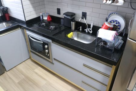 Apartamento à venda com 60m², 2 quartos e sem vagaCozinha