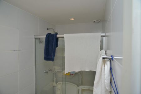 Apartamento à venda com 80m², 2 quartos e 1 vagaBanheiro Suíte