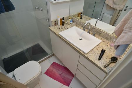 Apartamento à venda com 80m², 2 quartos e 1 vagaBanheiro Suíte Principal