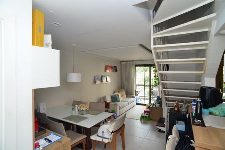 Apartamento à venda com 80m², 2 quartos e 1 vagaSala