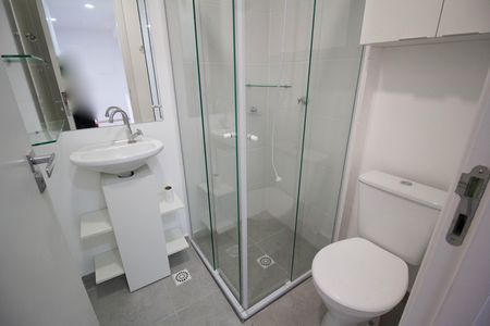 Apartamento para alugar com 44m², 2 quartos e sem vaga Apartamento para alugar com 44m², 2 quartos e sem vagaBanheiro