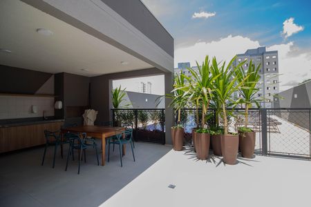 Apartamento para alugar com 44m², 2 quartos e sem vaga Apartamento para alugar com 44m², 2 quartos e sem vagaÁrea comum - Churrasqueira
