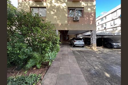 Apartamento à venda com 90m², 2 quartos e 1 vaga Apartamento à venda com 90m², 2 quartos e 1 vagaFachada