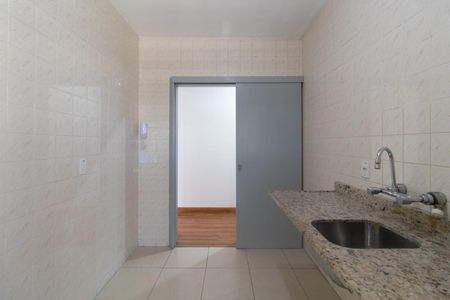 Apartamento à venda com 90m², 2 quartos e 1 vaga Apartamento à venda com 90m², 2 quartos e 1 vagaCozinha e Área de Serviço