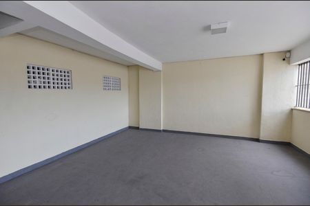 Apartamento à venda com 70m², 2 quartos e 1 vagaÁrea comum