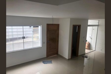 Casa à venda com 2 quartos, 75m² em Vila Divina Pastora, São Paulo