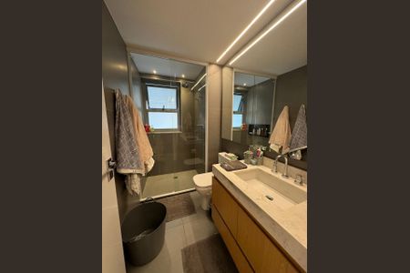Apartamento à venda com 97m², 1 quarto e 1 vaga Apartamento à venda com 97m², 1 quarto e 1 vagaBanheiro
