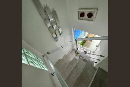 Casa à venda com 320m², 4 quartos e 3 vagas