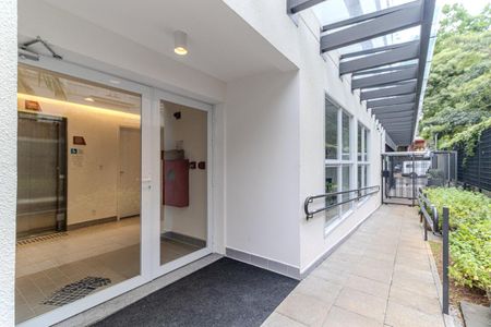 Studio para alugar com 24m², 1 quarto e sem vaga Studio para alugar com 24m², 1 quarto e sem vagaPortaria