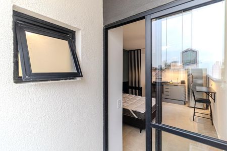 Varanda de kitnet/studio para alugar com 1 quarto, 24m² em Vila Buarque, São Paulo