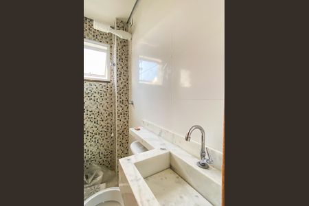 Apartamento para alugar com 55m², 2 quartos e sem vaga Apartamento para alugar com 55m², 2 quartos e sem vagaBanheiro