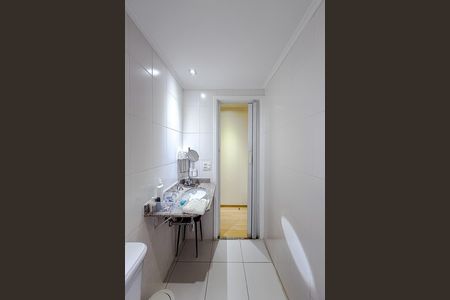 Apartamento para alugar com 133m², 3 quartos e 2 vagas Apartamento para alugar com 133m², 3 quartos e 2 vagasBanheiro da Suíte 2