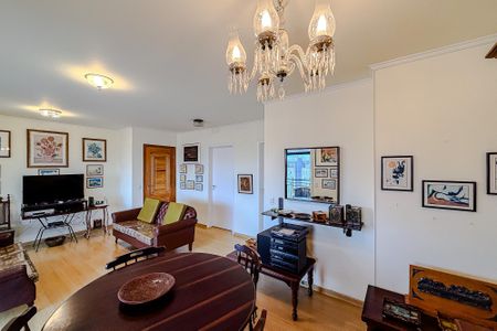 Apartamento para alugar com 133m², 3 quartos e 2 vagas Apartamento para alugar com 133m², 3 quartos e 2 vagasSala