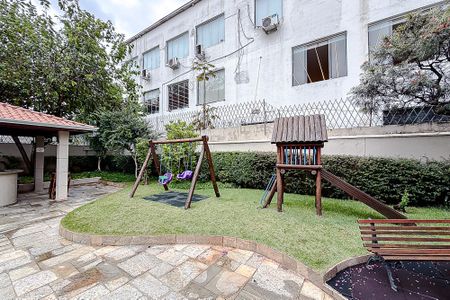 Apartamento para alugar com 133m², 3 quartos e 2 vagas Apartamento para alugar com 133m², 3 quartos e 2 vagasÁrea comum - Playground