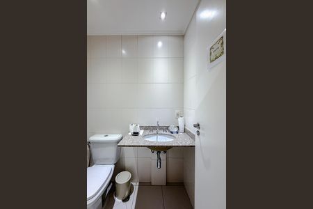 Apartamento para alugar com 133m², 3 quartos e 2 vagas Apartamento para alugar com 133m², 3 quartos e 2 vagasBanheiro da Suíte