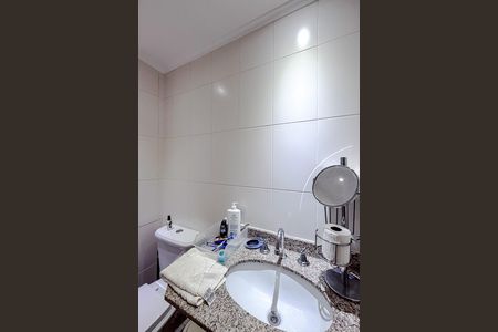 Apartamento para alugar com 133m², 3 quartos e 2 vagas Apartamento para alugar com 133m², 3 quartos e 2 vagasBanheiro da Suíte 2