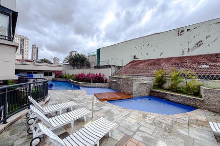 Apartamento para alugar com 133m², 3 quartos e 2 vagas Apartamento para alugar com 133m², 3 quartos e 2 vagasÁrea comum - Piscina