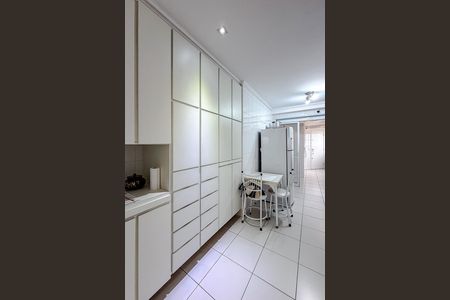 Apartamento para alugar com 133m², 3 quartos e 2 vagas Apartamento para alugar com 133m², 3 quartos e 2 vagasCozinha