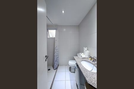 Apartamento para alugar com 133m², 3 quartos e 2 vagas Apartamento para alugar com 133m², 3 quartos e 2 vagasBanheiro da Suíte 3