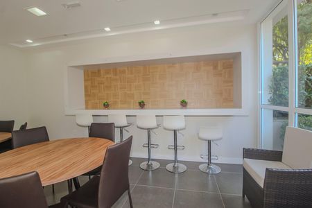 Apartamento à venda com 60m², 2 quartos e 2 vagas Apartamento à venda com 60m², 2 quartos e 2 vagasÁrea comum - Salão de festas