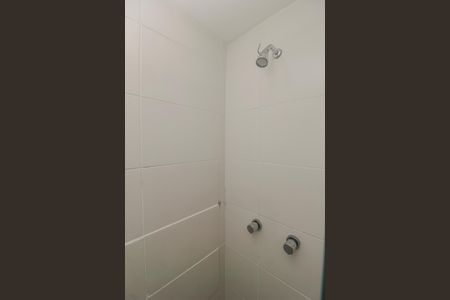 Apartamento à venda com 60m², 2 quartos e 2 vagas Apartamento à venda com 60m², 2 quartos e 2 vagasBanheiro da Suíte