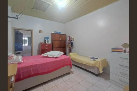 Casa à venda com 127m², 4 quartos e sem vaga Casa à venda com 127m², 4 quartos e sem vagaQuarto 2