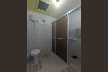 Casa à venda com 127m², 4 quartos e sem vaga Casa à venda com 127m², 4 quartos e sem vagaBanheiro 1