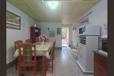 Cozinha de casa à venda com 4 quartos, 127m² em Menino Deus, Porto Alegre
