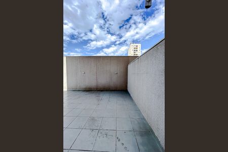 Apartamento para alugar com 116m², 2 quartos e 1 vagaÁrea de Serviço