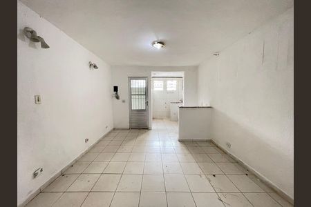 Sala/Quarto de casa à venda com 1 quarto, 24m² em Jardim Raposo Tavares, São Paulo