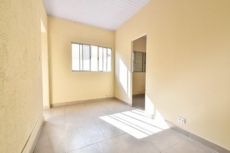 Sala de casa para alugar com 1 quarto, 54m² em Vila São José, São Paulo
