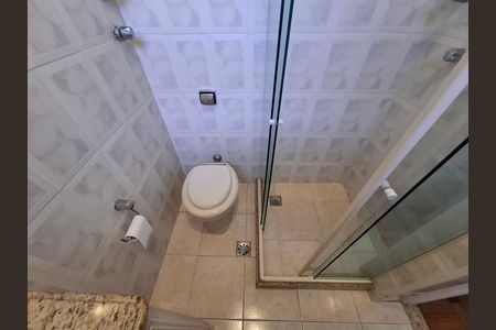Apartamento à venda com 100m², 2 quartos e sem vaga Apartamento à venda com 100m², 2 quartos e sem vagaBanheiro da suíte