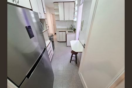 Apartamento à venda com 100m², 2 quartos e sem vaga Apartamento à venda com 100m², 2 quartos e sem vagaCozinha