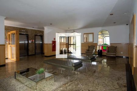 Apartamento à venda com 60m², 2 quartos e 1 vaga Apartamento à venda com 60m², 2 quartos e 1 vagaHall social