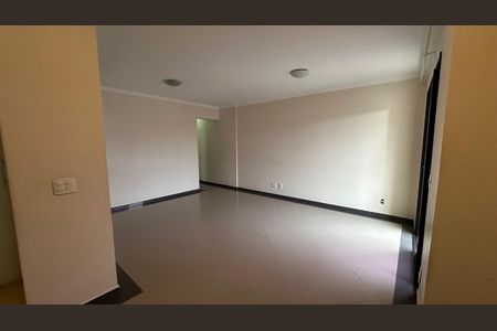 Apartamento à venda com 70m², 2 quartos e 2 vagas