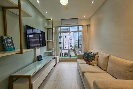 Apartamento para alugar com 2 quartos, 75m² em Jardim Las Palmas, Guarujá