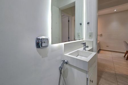 Apartamento para alugar com 75m², 2 quartos e 1 vaga