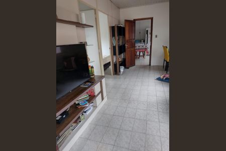 Casa à venda com 150m², 3 quartos e 1 vaga Casa à venda com 150m², 3 quartos e 1 vagaSala