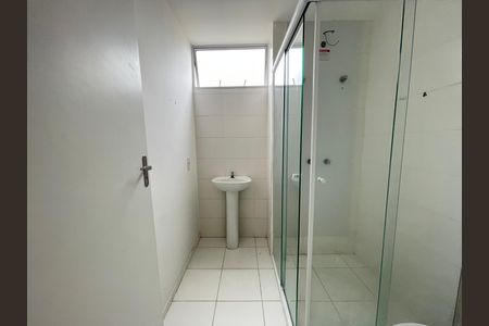 Apartamento à venda com 44m², 2 quartos e 1 vaga Apartamento à venda com 44m², 2 quartos e 1 vagaBanheiro