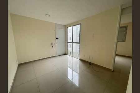 Sala de apartamento à venda com 2 quartos, 44m² em Parque Ipe, São Paulo