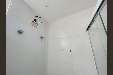Apartamento à venda com 44m², 2 quartos e 1 vaga Apartamento à venda com 44m², 2 quartos e 1 vagaBanheiro