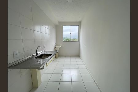 Apartamento à venda com 44m², 2 quartos e 1 vaga Apartamento à venda com 44m², 2 quartos e 1 vagaCozinha e Área de Serviço