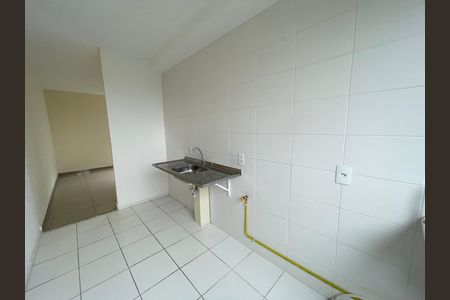 Apartamento à venda com 44m², 2 quartos e 1 vaga Apartamento à venda com 44m², 2 quartos e 1 vagaCozinha e Área de Serviço
