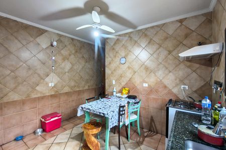 Casa para alugar com 140m², 2 quartos e 4 vagas Casa para alugar com 140m², 2 quartos e 4 vagasCozinha