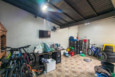 Casa para alugar com 140m², 2 quartos e 4 vagas Casa para alugar com 140m², 2 quartos e 4 vagasQuintal