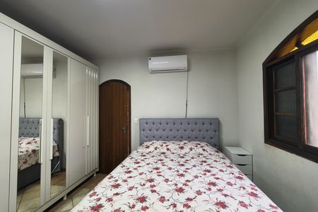Casa para alugar com 140m², 2 quartos e 4 vagas Casa para alugar com 140m², 2 quartos e 4 vagasQuarto