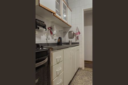 Apartamento à venda com 68m², 3 quartos e 2 vagasCozinha