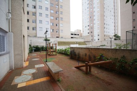 Apartamento para alugar com 37m², 2 quartos e sem vagaÁrea comum - Playground