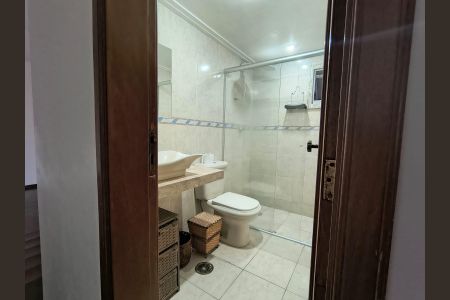 Apartamento para alugar com 84m², 3 quartos e 1 vaga Apartamento para alugar com 84m², 3 quartos e 1 vagaBanheiro 1